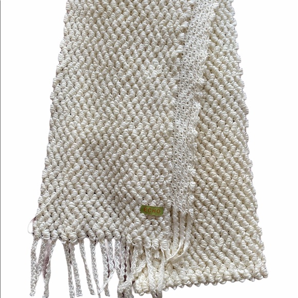 Cream color cozy knit scarf - Picture 1 of 8
